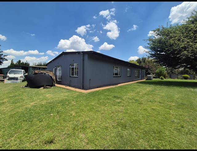 3 BEDROOM HOUSE FOR SALE IN SONLAND PARK